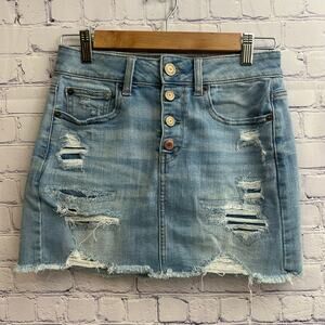 American Eagle Light Wash Distressed Denim Skirt Button Down Mini Skirt Size 4